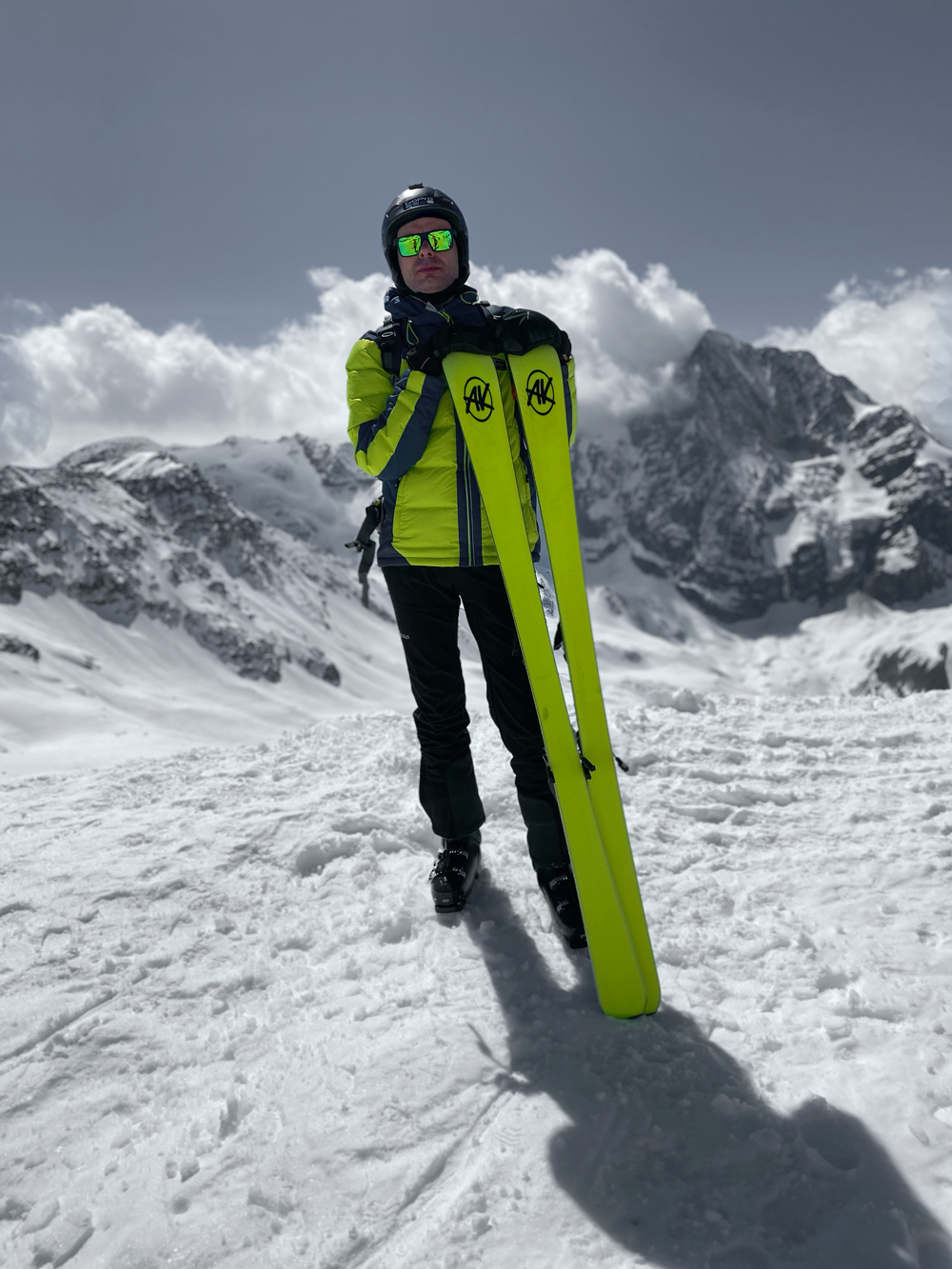 AK SKI POP – skvelé švajčiarske lyže s jedinečným dizajnom
